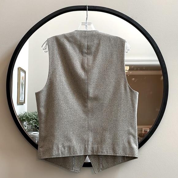 Joseph Abboud Men’s Vest - Picture 7 of 7